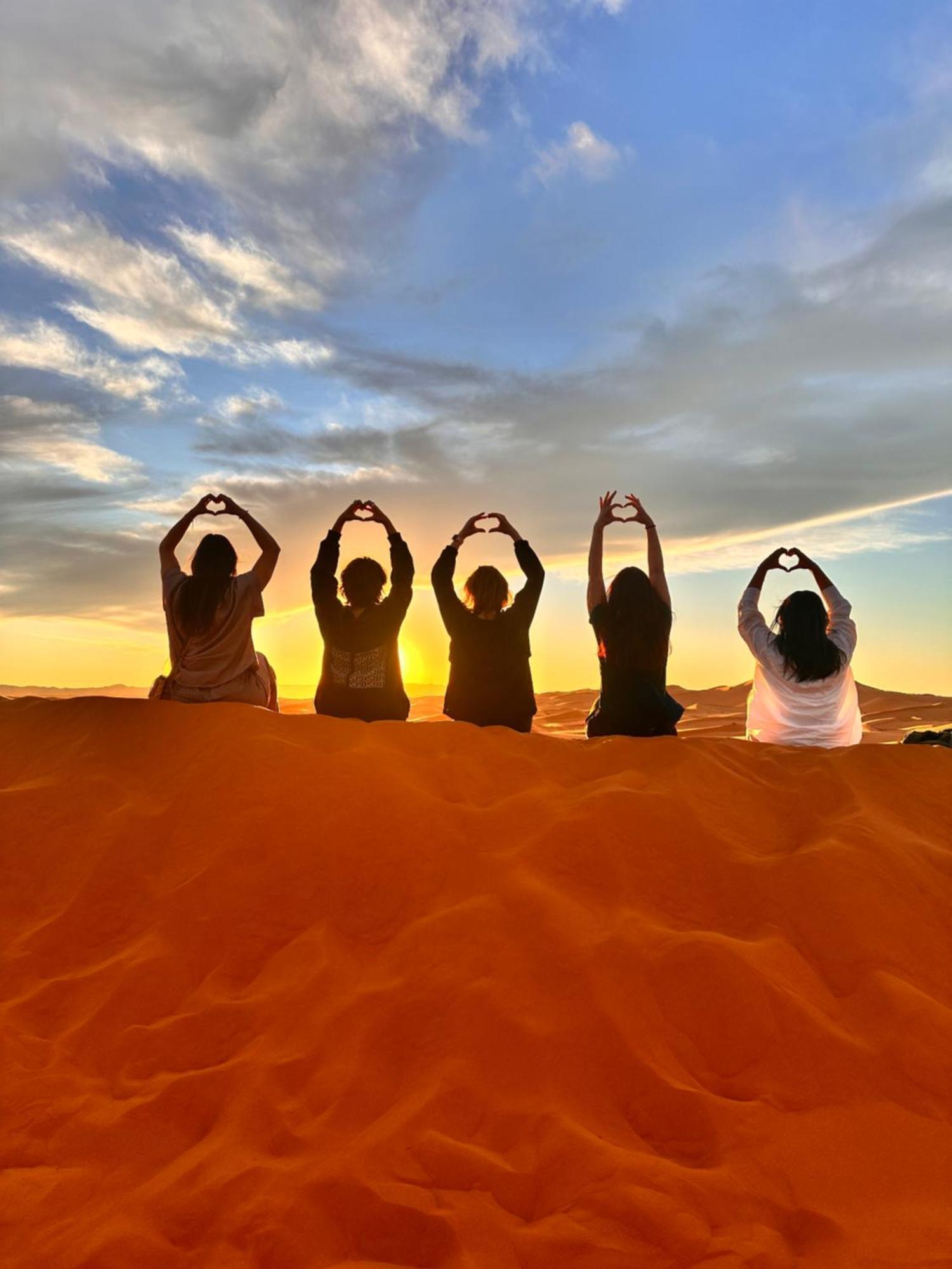 Merzouga Desert Luxury Camp エクステリア 写真
